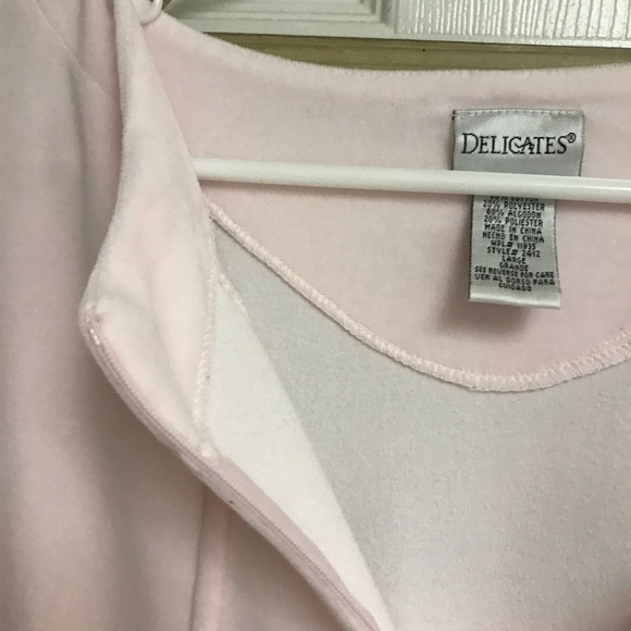 Women’s Robe - Picture 5 of 6